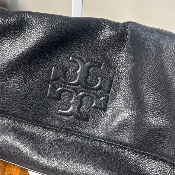 TORY BURCH THEA FOLD-OVER BAG PEBBLED LEATHER w/DUSTBAG! EUC - Picture 6 of 16